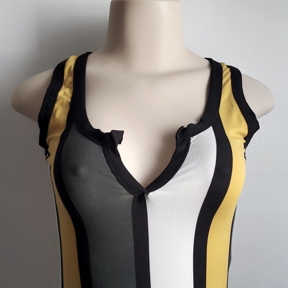 Strip Dress Brand New - Picture 4 of 8